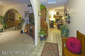 7539 E Hampton Pl, Tucson, AZ 85715 photo 3