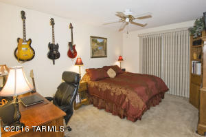 7539 E Hampton Pl, Tucson, AZ 85715 photo 13