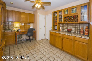 7539 E Hampton Pl, Tucson, AZ 85715 photo 9