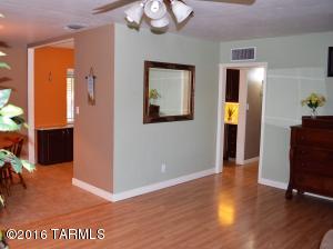 4433 E 17th St, Tucson, AZ 85711 photo 8