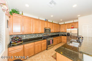 13491 E Ace High Dr, Vail, AZ 85641 photo 3