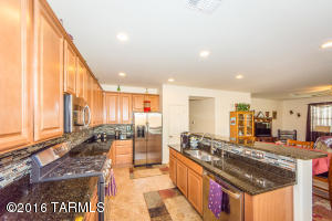 13491 E Ace High Dr, Vail, AZ 85641 photo 2