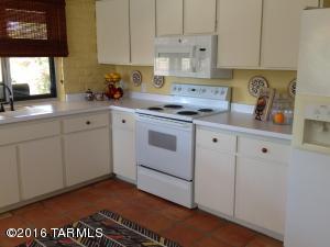 21 E Mediterranean Dr, Tucson, AZ 85704 photo 4