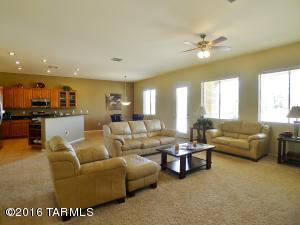 843 S Routh Pl, Vail, AZ 85641 photo 12