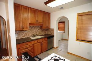 2425 E 24th St, Tucson, AZ 85713 photo 6