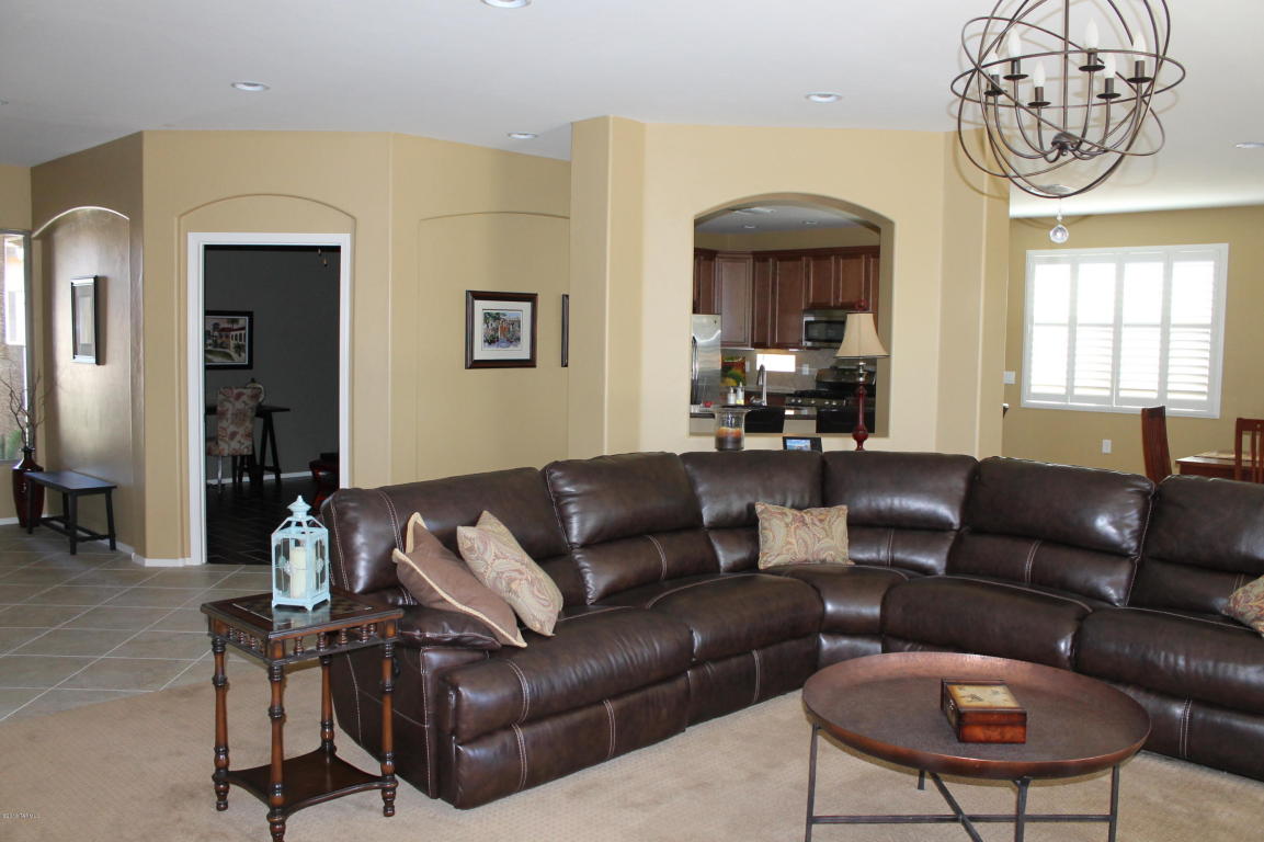 13884 E Carruthers St, Vail, AZ 85641 photo 6