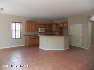 10458 E Capercaillie St, Tucson, AZ 85747 photo 6