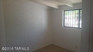 3709 E Juarez St, Tucson, AZ 85713 photo 6