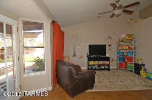 5273 W Eaglestone Loop, Tucson, AZ 85742 photo 5