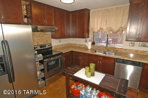 5273 W Eaglestone Loop, Tucson, AZ 85742 photo 11