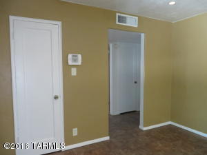 2720 E Beverly Dr, Tucson, AZ 85716 photo 14