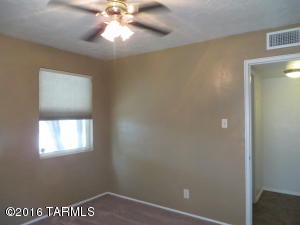 2720 E Beverly Dr, Tucson, AZ 85716 photo 7
