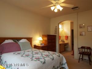 3433 W Desert Bend Loop, Tucson, AZ 85742 photo 16