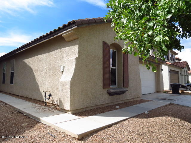 7042 S Beavertail Ln, Tucson, AZ 85756 photo 9