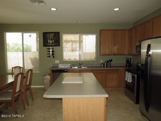 7042 S Beavertail Ln, Tucson, AZ 85756 photo 12