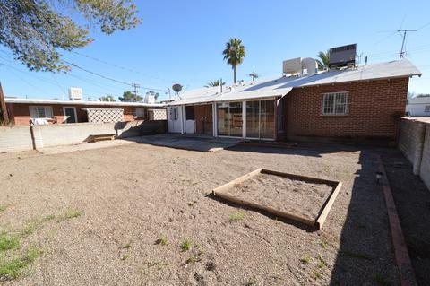 1715 E Hedrick, Tucson, AZ 85719 photo 20