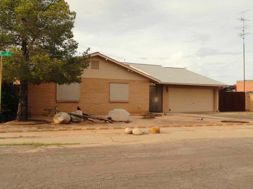 7701 E David Dr, Tucson, AZ 85730 photo 1