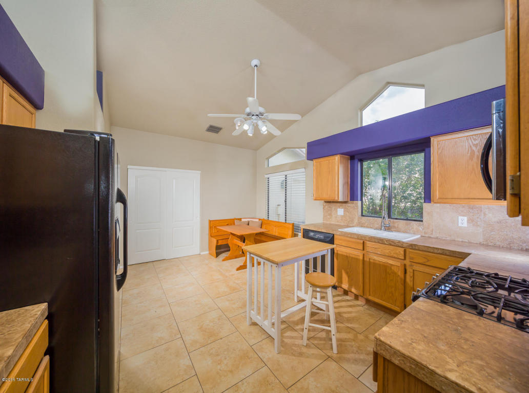 1580 E Grimaldi Pl, Tucson, AZ 85737 photo 3