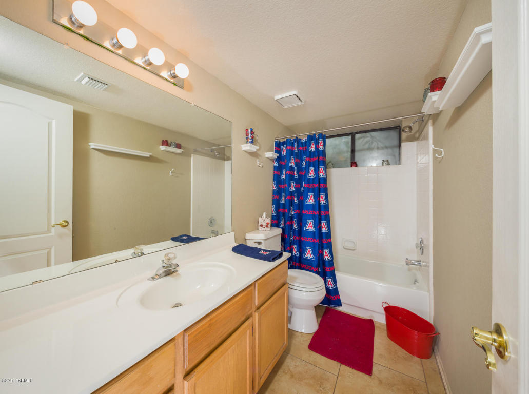 1580 E Grimaldi Pl, Tucson, AZ 85737 photo 10
