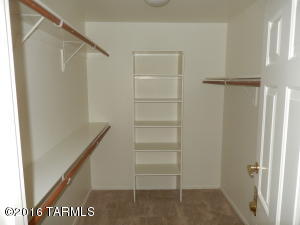 10207 E Buffaloberry Loop, Tucson, AZ 85748 photo 8