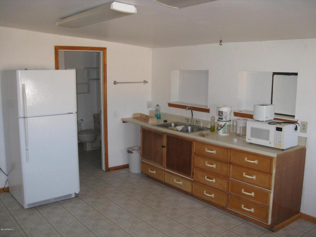 6952 S Covered Wagon Rd, Willcox, AZ 85643 photo 3