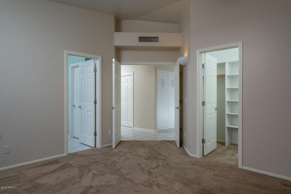 1490 E Tascal Loop, Tucson, AZ 85737 photo 13