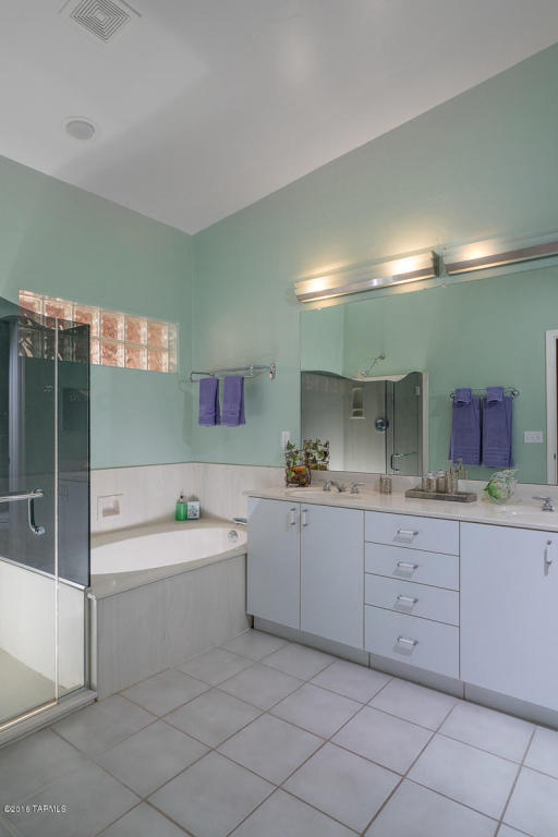 1490 E Tascal Loop, Tucson, AZ 85737 photo 16