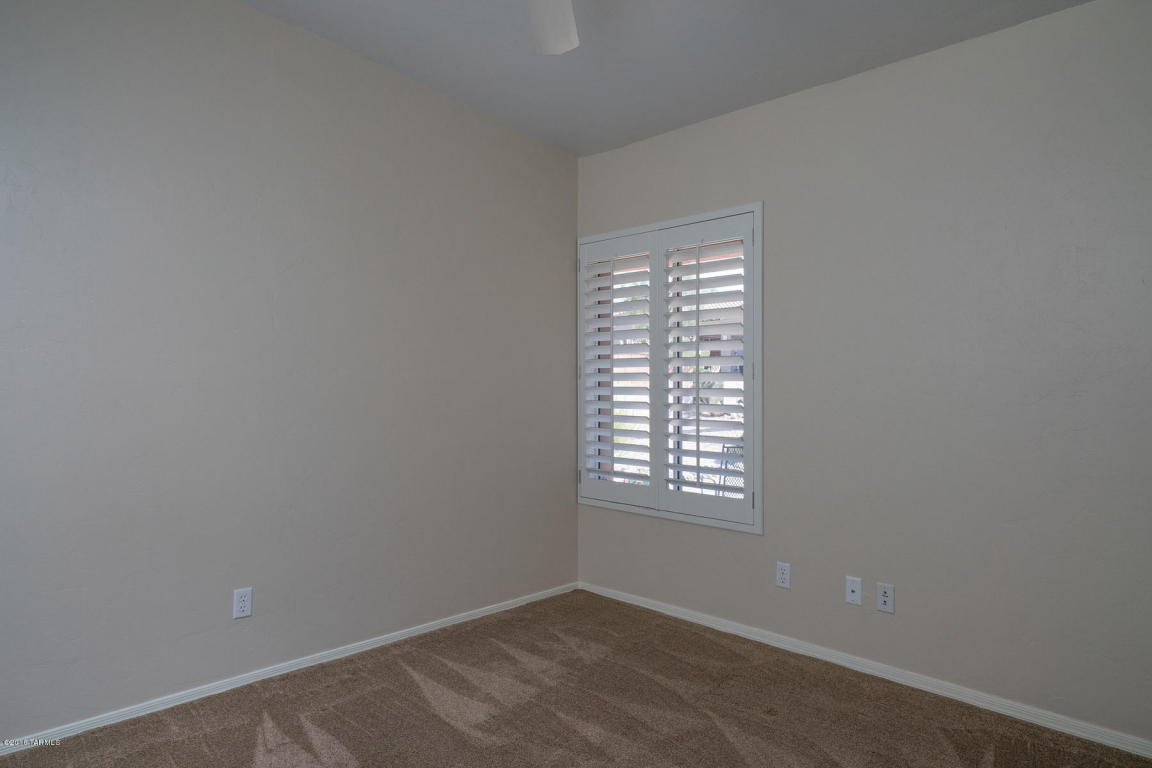 1490 E Tascal Loop, Tucson, AZ 85737 photo 7
