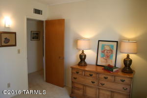 8925 E Maple Leaf Dr, Tucson, AZ 85710 photo 39