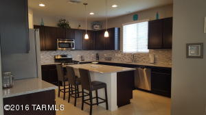 7964 S Dolphin Way, Tucson, AZ 85756 photo 4