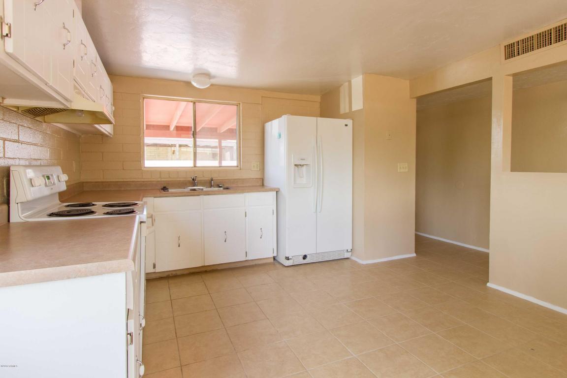 6949 E Casey Pl, Tucson, AZ 85730 photo 9