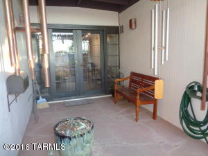 8532 E Kenyon Dr, Tucson, AZ 85710 photo 5