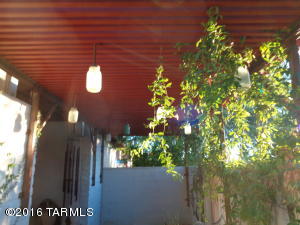 8532 E Kenyon Dr, Tucson, AZ 85710 photo 4