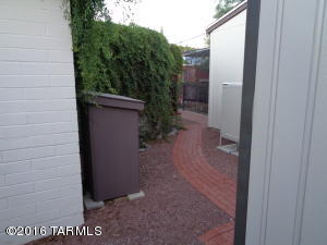 8532 E Kenyon Dr, Tucson, AZ 85710 photo 39
