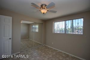 9342 E 33rd St, Tucson, AZ 85710 photo 17