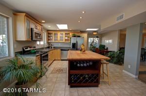 9342 E 33rd St, Tucson, AZ 85710 photo 1
