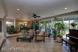 9342 E 33rd St, Tucson, AZ 85710 photo 8