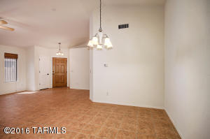 10528 E Feltleaf Willow Trl, Tucson, AZ 85747 photo 6