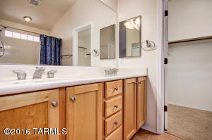 10528 E Feltleaf Willow Trl, Tucson, AZ 85747 photo 14