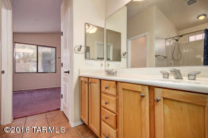 10528 E Feltleaf Willow Trl, Tucson, AZ 85747 photo 15