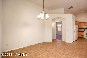 10528 E Feltleaf Willow Trl, Tucson, AZ 85747 photo 7