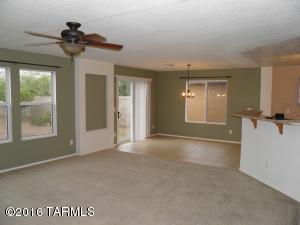 6897 S Harrier Loop, Tucson, AZ 85756 photo 2