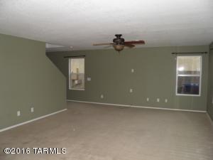 6897 S Harrier Loop, Tucson, AZ 85756 photo 4