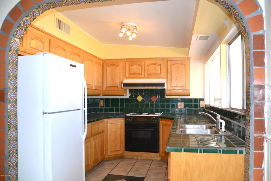 5861 E Hampton St, Tucson, AZ 85712 photo 4