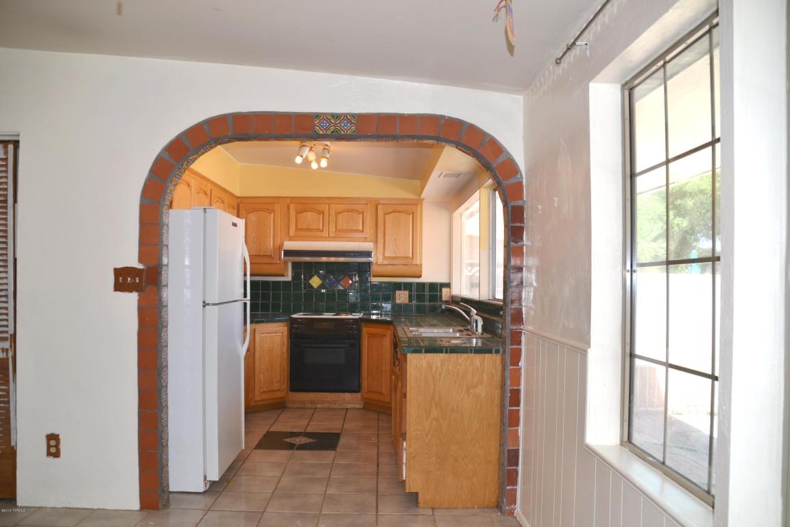 5861 E Hampton St, Tucson, AZ 85712 photo 17