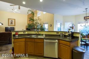 10980 E Trailhead Rd, Tucson, AZ 85748 photo 10