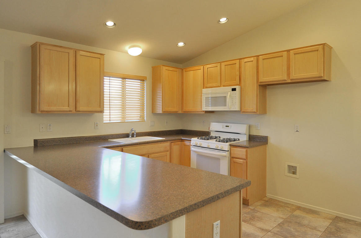 8045 E Snakeroot Dr, Tucson, AZ 85710 photo 12