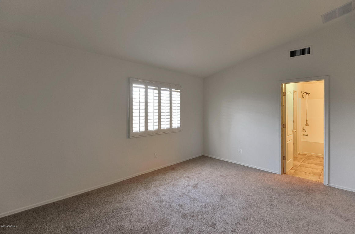 8045 E Snakeroot Dr, Tucson, AZ 85710 photo 17