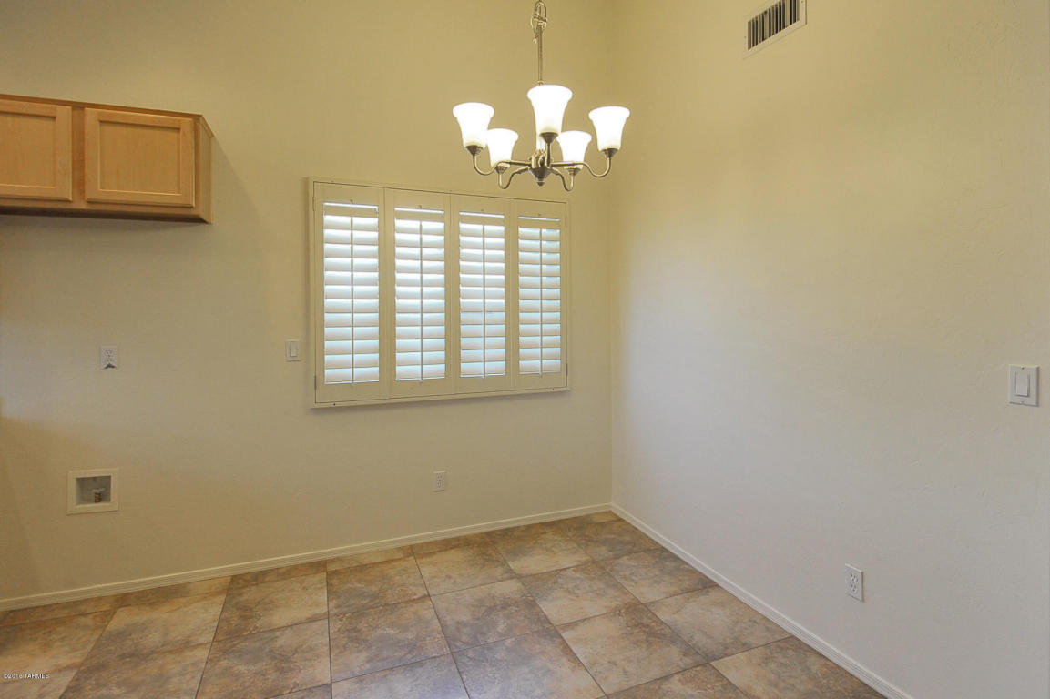 8045 E Snakeroot Dr, Tucson, AZ 85710 photo 10