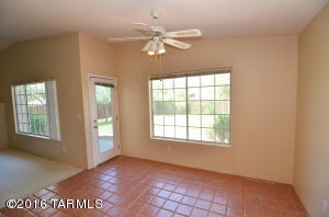 3041 E Loretta Dr, Tucson, AZ 85716 photo 8